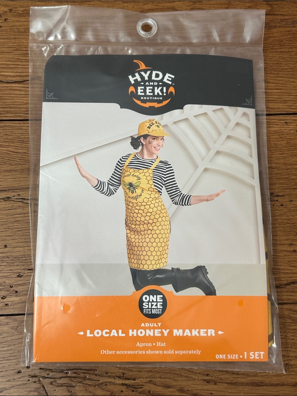 Hyde and Eek! Local Honey Maker Apron & Hat Set - Yellow